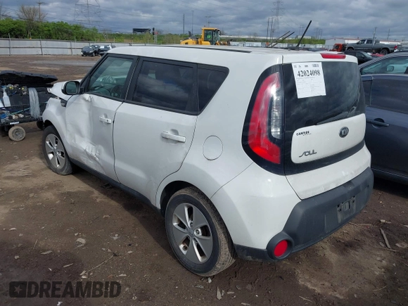 2014 Kia Soul with VIN KNDJN2A27E7010962, listed as a IAAI auction lot 42024098 with 97,370 mi miles. Bid and sale history available at carsss.com. Image 3.
