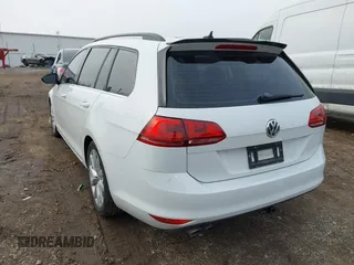 2017 Volkswagen Golf SportWagen S with VIN 3VWC17AU3HM501801, listed as a IAAI auction lot 41209261 with 82,070 mi miles. Bid and sale history available at carsss.com. Image 3.