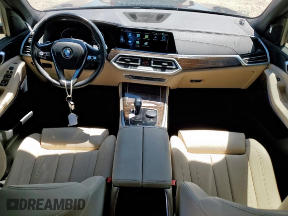 2021 BMW X5 sDrive40i with VIN 5UXCR4C09M9G23111, listed as a Copart auction lot 60509475 with 34,230 mi miles and Salvage title. Bid and sale history available at DreamBid. Image 8.