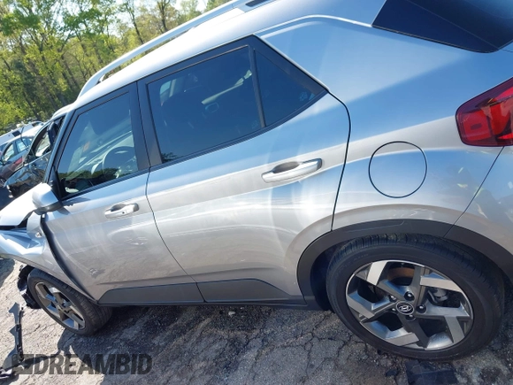 2024 Hyundai Venue SEL with VIN KMHRC8A30RU317543, listed as a IAAI auction lot 41978170 with 10,372 mi miles and . Bid and sale history available at DreamBid. Image 14.
