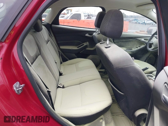 2012 Ford Focus SE with VIN 1FAHP3K27CL285495, listed as a IAAI auction lot 41817661 with 84,823 mi miles and . Bid and sale history available at carsss.com. Image 8.