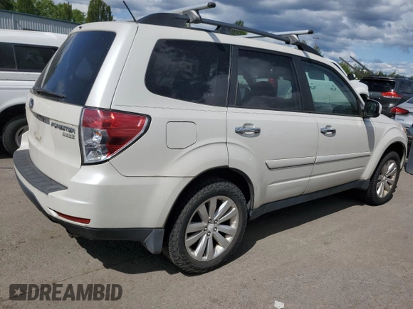 2011 Subaru Forester X Limited with VIN JF2SHAEC7BH781213, listed as a Copart auction lot 61753015 with 110,183 mi miles and Clean title. Bid and sale history available at DreamBid. Image 3.