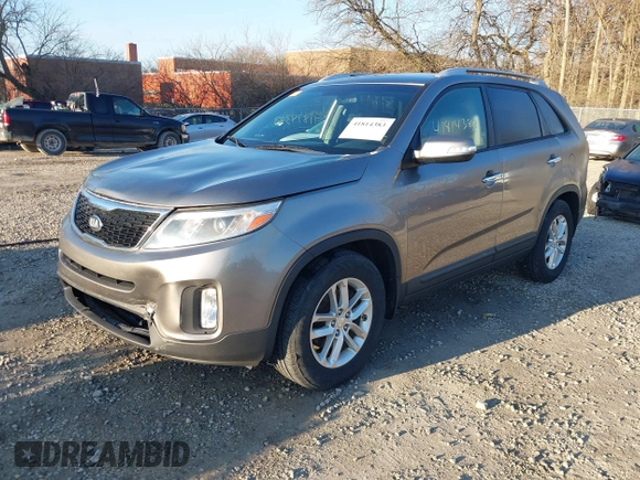 2014 Kia Sorento LX with VIN 5XYKT3A63EG503284, listed as a IAAI auction lot 41814383 with 166,219 mi miles and . Bid and sale history available at DreamBid. Image 18.