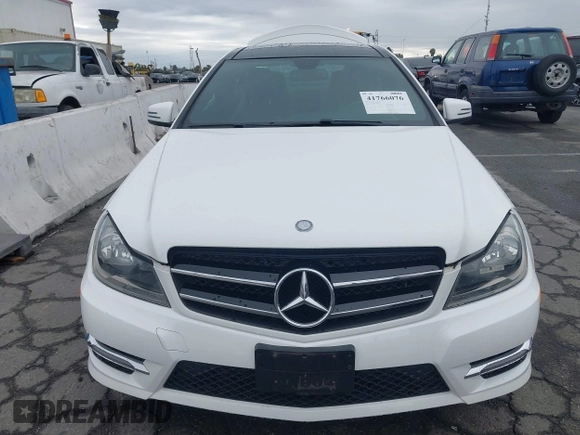 2015 Mercedes-Benz C-Class C 250 with VIN WDDGJ4HB0FG434661, listed as a IAAI auction lot 41766076 with 92,985 mi miles. Bid and sale history available at carsss.com. Image 12.