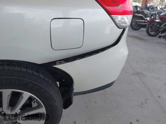 2016 Nissan Pathfinder S with VIN 5N1AR2MN8GC637220, listed as a IAAI auction lot 42382682 with 237,881 mi miles and . Bid and sale history available at DreamBid. Image 18.