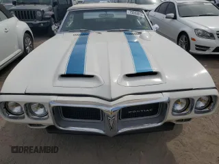 1969 Pontiac Firebird z VIN 223679N103361, wystawiony jako Copart lot #75553814 z przebiegiem 65 845 mil mil oraz Szkoda całkowita • Salvage title. Historia ofert i sprzedaży dostępna na DreamBid. Obrazek 5.