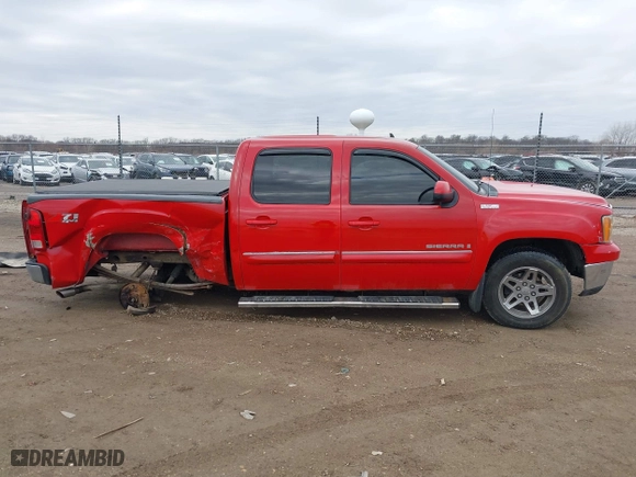 2008 GMC Sierra 1500 Work Truck with VIN 2GTEK133681292376, listed as a IAAI auction lot 41742916 with 319,024 mi miles. Bid and sale history available at carsss.com. Image 13.