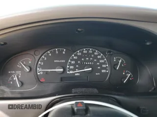 1995 Ford Ranger XL z VIN 1FTCR14A1SPA34776, wystawiony jako Copart lot #58215525 z przebiegiem 174 483 mil mil oraz Tytuł czysty. Historia ofert i sprzedaży dostępna na DreamBid. Obrazek 9.
