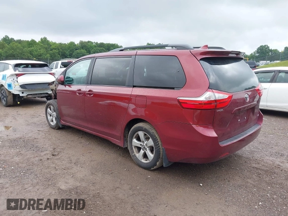 2018 Toyota Sienna LE Auto Access Seat с VIN 5TDKZ3DCXJS958114, выставлен на аукционе IAAI как лот 42429204 с пробегом 165 140 миль миль и . История ставок и продаж доступна на DreamBid. Изображение 3.