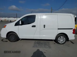 2021 Nissan NV200 SV z VIN 3N6CM0KN4MK706538, wystawiony jako IAAI lot #42219229 z przebiegiem 67 758 mil mil oraz . Historia ofert i sprzedaży dostępna na DreamBid. Obrazek 14.