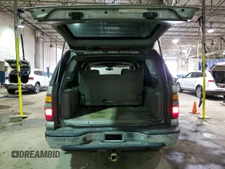 2002 GMC Yukon XL SLT with VIN 1GKFK16Z72J233875, listed as a Copart auction lot 46893385 with 277,177 mi miles and Clean Title. Bid and sale history available at carsss.com. Image 6.