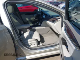 2013 Cadillac XTS Platinum z VIN 2G61U5S37D9209926, wystawiony jako IAAI lot #41754716 z przebiegiem 126 239 mil mil oraz . Historia ofert i sprzedaży dostępna na DreamBid. Obrazek 5.