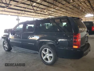 2008 Chevrolet Suburban LT w/3LT with VIN 1GNFC16008R123357, listed as a Copart auction lot 68578134 with 276,123 mi miles and Salvage Title. Bid and sale history available at carsss.com. Image 2.