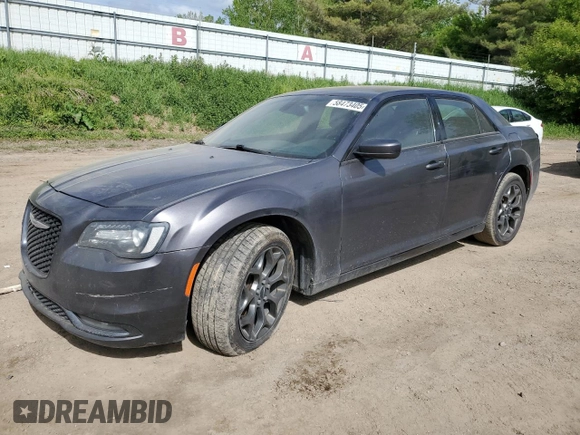 2015 Chrysler 300 S z VIN 2C3CCAGG0FH814316, wystawiony jako Copart lot #58473405 z przebiegiem 163 216 mil mil oraz Czysty tytuł • Clean title. Historia ofert i sprzedaży dostępna na DreamBid. Obrazek 1.