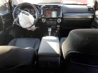 2023 Toyota 4Runner TRD Pro z VIN JTELU5JR6P6114504, wystawiony jako Copart lot #46501865 z przebiegiem 25 587 mil mil oraz Szkoda całkowita • Salvage title. Historia ofert i sprzedaży dostępna na DreamBid. Obrazek 8.