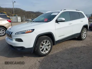 2016 Jeep Cherokee Latitude with VIN 1C4PJMCS1GW242545, listed as a IAAI auction lot 42048421 with 84,667 mi miles and . Bid and sale history available at carsss.com. Image 18.