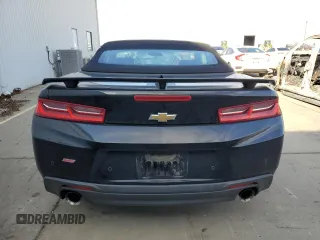 2017 Chevrolet Camaro 2SS with VIN 1G1FH3D78H0209910, listed as a Copart auction lot 38637783 with 79,620 mi miles. Bid and sale history available at carsss.com. Image 6.