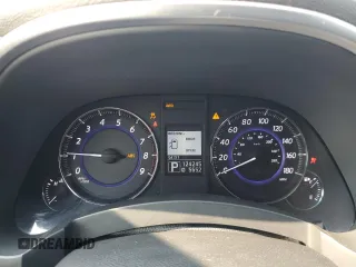2014 Infiniti QX70 with VIN JN8CS1MW8EM411680, listed as a Copart auction lot 60350065 with 124,245 mi miles and Salvage title. Bid and sale history available at DreamBid. Image 9.