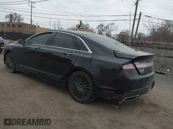 2017 Lincoln MKZ Reserve z VIN 3LN6L5E9XHR649804, wystawiony jako IAAI lot #41906488 z przebiegiem 161 150 mil mil oraz . Historia ofert i sprzedaży dostępna na DreamBid. Obrazek 3.