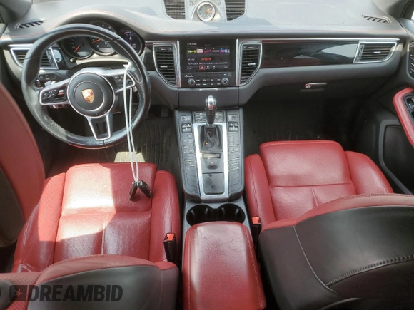 2018 Porsche Macan with VIN WP1AA2A50JLB08494, listed as a Copart auction lot 60531205 with 96,722 mi miles and Salvage title. Bid and sale history available at DreamBid. Image 8.