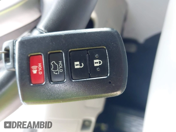 2019 Toyota Highlander SE with VIN 5TDJZRFH6KS614952, listed as a IAAI auction lot 42636713 with 65,471 mi miles and . Bid and sale history available at DreamBid. Image 11.