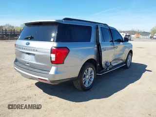 2022 Ford Expedition Max XLT with VIN 1FMJK1JT5NEA54767, listed as a IAAI auction lot 41854627 with 62,057 mi miles and . Bid and sale history available at DreamBid. Image 4.