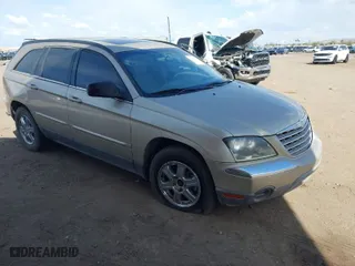 2006 Chrysler Pacifica Touring with VIN 2A4GF68426R763055, listed as a IAAI auction lot 41943503 with 186,933 mi miles. Bid and sale history available at carsss.com. Image 1.