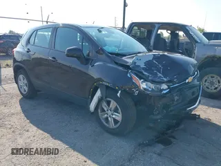 2020 Chevrolet Trax LS with VIN KL7CJKSB2LB352250, listed as a IAAI auction lot 40187405 with 49,543 mi miles and . Bid and sale history available at carsss.com. Image 1.