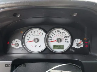 2007 Ford Escape XLS z VIN 1FMYU02Z07KA05549, wystawiony jako IAAI lot #42398878 z przebiegiem 180 243 mil mil oraz . Historia ofert i sprzedaży dostępna na DreamBid. Obrazek 7.