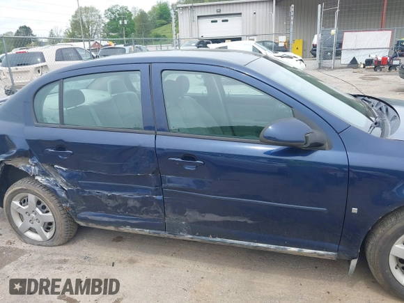 2008 Chevrolet Cobalt LT z VIN 1G1AL58F287132853, wystawiony jako IAAI lot #42162107 z przebiegiem 174 386 mil mil oraz . Historia ofert i sprzedaży dostępna na DreamBid. Obrazek 6.