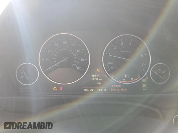 2014 BMW 4 Series 435i xDrive with VIN WBA3R5C59EK187836, listed as a Copart auction lot 63946075 with 100,700 mi miles and Salvage title. Bid and sale history available at DreamBid. Image 9.
