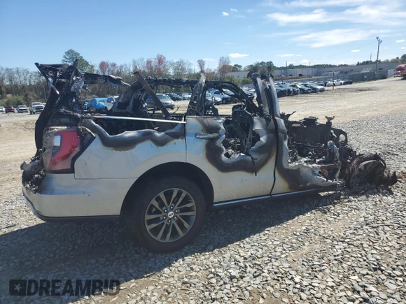 2021 Ford Expedition Limited z VIN 1FMJU1KT8MEA65852, wystawiony jako Copart lot #46084024 z przebiegiem Nie podano mil oraz Nie do naprawy • Non repairable. Historia ofert i sprzedaży dostępna na DreamBid. Obrazek 3.