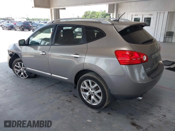 2012 Nissan Rogue S z VIN JN8AS5MV8CW400492, wystawiony jako IAAI lot #42133478 z przebiegiem 161 601 mil mil oraz . Historia ofert i sprzedaży dostępna na DreamBid. Obrazek 3.