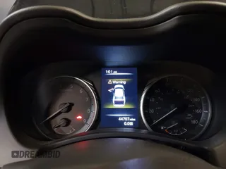2021 Infiniti Q50 Pure z VIN JN1EV7AR1MM752286, wystawiony jako IAAI lot #40897683 z przebiegiem 44 707 mil mil oraz . Historia ofert i sprzedaży dostępna na DreamBid. Obrazek 7.