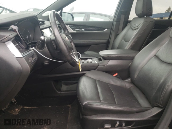 2020 Cadillac XT6 FWD Premium Luxury with VIN 1GYKPCRS4LZ184248, listed as a Copart auction lot 45332984 with 82,170 mi miles. Bid and sale history available at carsss.com. Image 7.