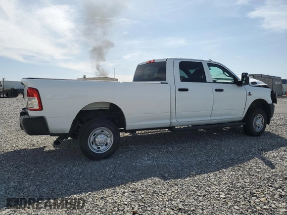 2024 Ram 2500 Tradesman with VIN 3C6UR5HL5RG154352, listed as a Copart auction lot 52345645 with 43,112 mi miles and Clean Title. Bid and sale history available at carsss.com. Image 3.