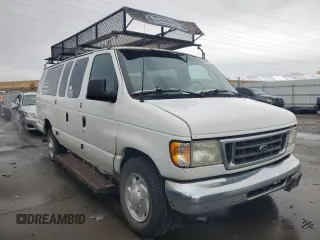 2003 Ford Econoline Passenger XL z VIN 1FBSS31S23HA52924, wystawiony jako Copart lot #77257404 z przebiegiem 170 077 mil mil oraz Nie do naprawy • Non repairable. Historia ofert i sprzedaży dostępna na DreamBid. Obrazek 4.