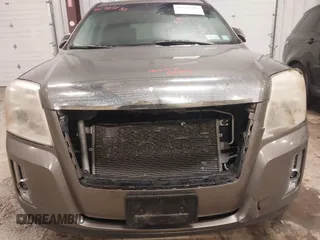 2010 GMC Terrain SLE-1 with VIN 2CTFLCEW1A6230403, listed as a IAAI auction lot 41725286 with 191,846 mi miles. Bid and sale history available at carsss.com. Image 6.