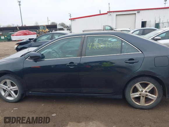 2012 Toyota Camry L with VIN 4T1BF1FK8CU145821, listed as a IAAI auction lot 42007078 with 77,607 mi miles. Bid and sale history available at carsss.com. Image 15.