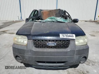2006 Ford Escape XLS with VIN 1FMYU02Z66KA47528, listed as a Copart auction lot 76765444 with 0 mi miles and Non Repairable. Bid and sale history available at carsss.com. Image 5.