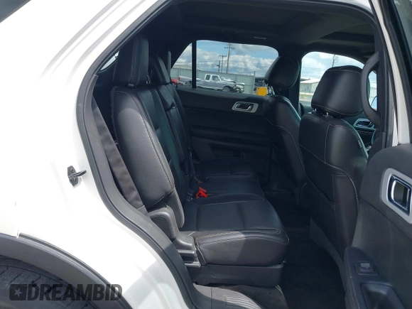2015 Ford Explorer Sport z VIN 1FM5K8GT0FGA87473, wystawiony jako IAAI lot #42272510 z przebiegiem 123 443 mil mil oraz . Historia ofert i sprzedaży dostępna na DreamBid. Obrazek 8.