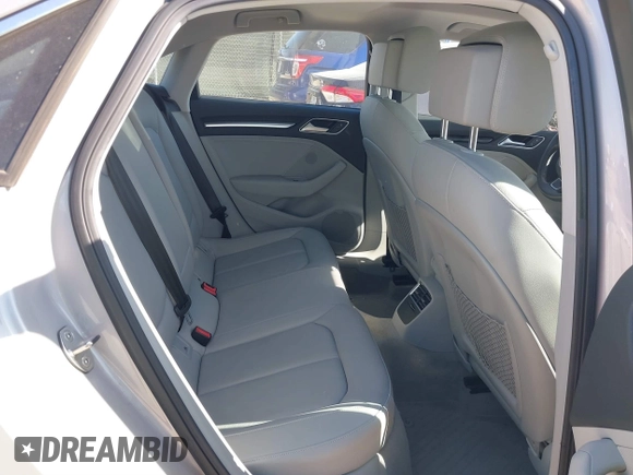 2016 Audi A3 Premium Plus z VIN WAUE8GFF7G1013705, wystawiony jako IAAI lot #41751774 z przebiegiem 34 112 mil mil oraz . Historia ofert i sprzedaży dostępna na DreamBid. Obrazek 8.