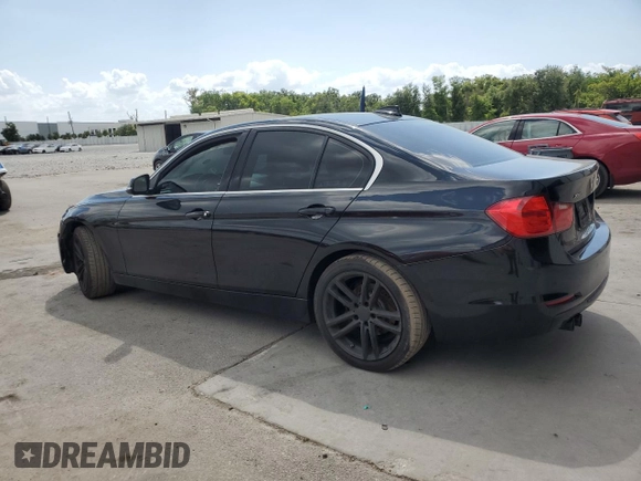 2015 BMW 3 Series 328i xDrive z VIN WBA3B5G54FNS12463, wystawiony jako Copart lot #55415725 z przebiegiem 133 747 mil mil oraz Szkoda całkowita • Salvage title. Historia ofert i sprzedaży dostępna na DreamBid. Obrazek 2.