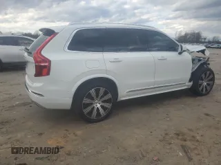 2021 Volvo XC90 Inscription Expression with VIN YV4BR00L3M1682507, listed as a Copart auction lot 85881484 with 28,834 mi miles and Salvage Title. Bid and sale history available at carsss.com. Image 3.