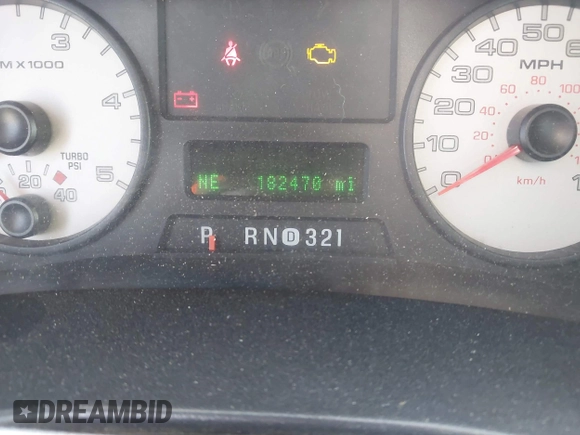 2005 Ford F-250 XL z VIN 1FTSW21P75EA97710, wystawiony jako IAAI lot #42157139 z przebiegiem 182 470 mil mil oraz . Historia ofert i sprzedaży dostępna na DreamBid. Obrazek 15.