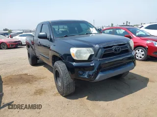 2013 Toyota Tacoma with VIN 5TFTX4CNXDX029302, listed as a IAAI auction lot 42636315 with 181,785 mi miles and . Bid and sale history available at DreamBid. Image 1.