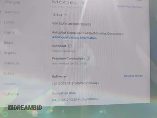 2024 Tesla Model Y z VIN 7SAYGDED8RF158878, wystawiony jako IAAI lot #42514586 z przebiegiem 18 594 mil mil oraz . Historia ofert i sprzedaży dostępna na DreamBid. Obrazek 18.