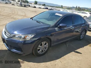 2013 Honda Accord LX z VIN 1HGCR2F33DA111174, wystawiony jako Copart lot #58250675 z przebiegiem 166 092 mil mil oraz Szkoda całkowita • Salvage title. Historia ofert i sprzedaży dostępna na DreamBid. Obrazek 1.