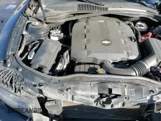 2015 Chevrolet Camaro LT z VIN 2G1FC1E37F9306629, wystawiony jako Copart lot #84856114 z przebiegiem 85 313 mil mil oraz Szkoda całkowita • Salvage title. Historia ofert i sprzedaży dostępna na DreamBid. Obrazek 15.