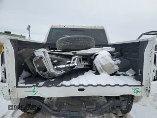 2021 Chevrolet Silverado 1500 LT with VIN 3GCUYDET2MG149418, listed as a Copart auction lot 89065105 with 142,539 mi miles and Salvage Title. Bid and sale history available at carsss.com. Image 6.